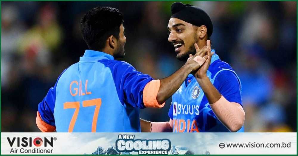 আইসিসির বর্ষসেরা উদীয়মান ক্রিকেটারের দৌড়ে চারজন